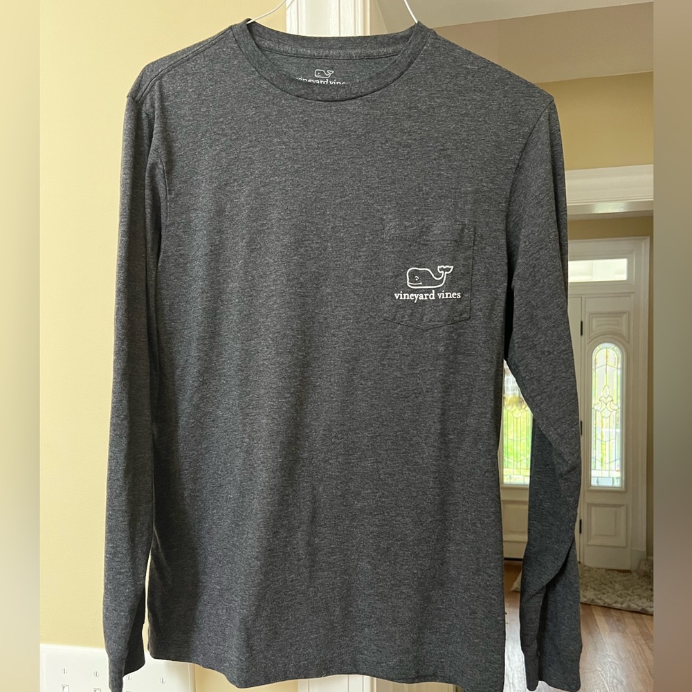 Vineyard Vines Mens long sleeve t shirt small